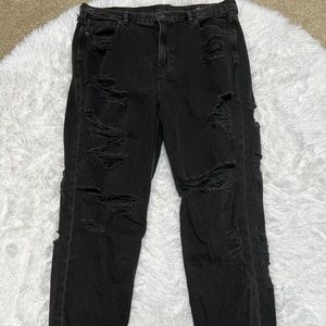 American Eagle Distressed mom Jeans, black, size 16 long